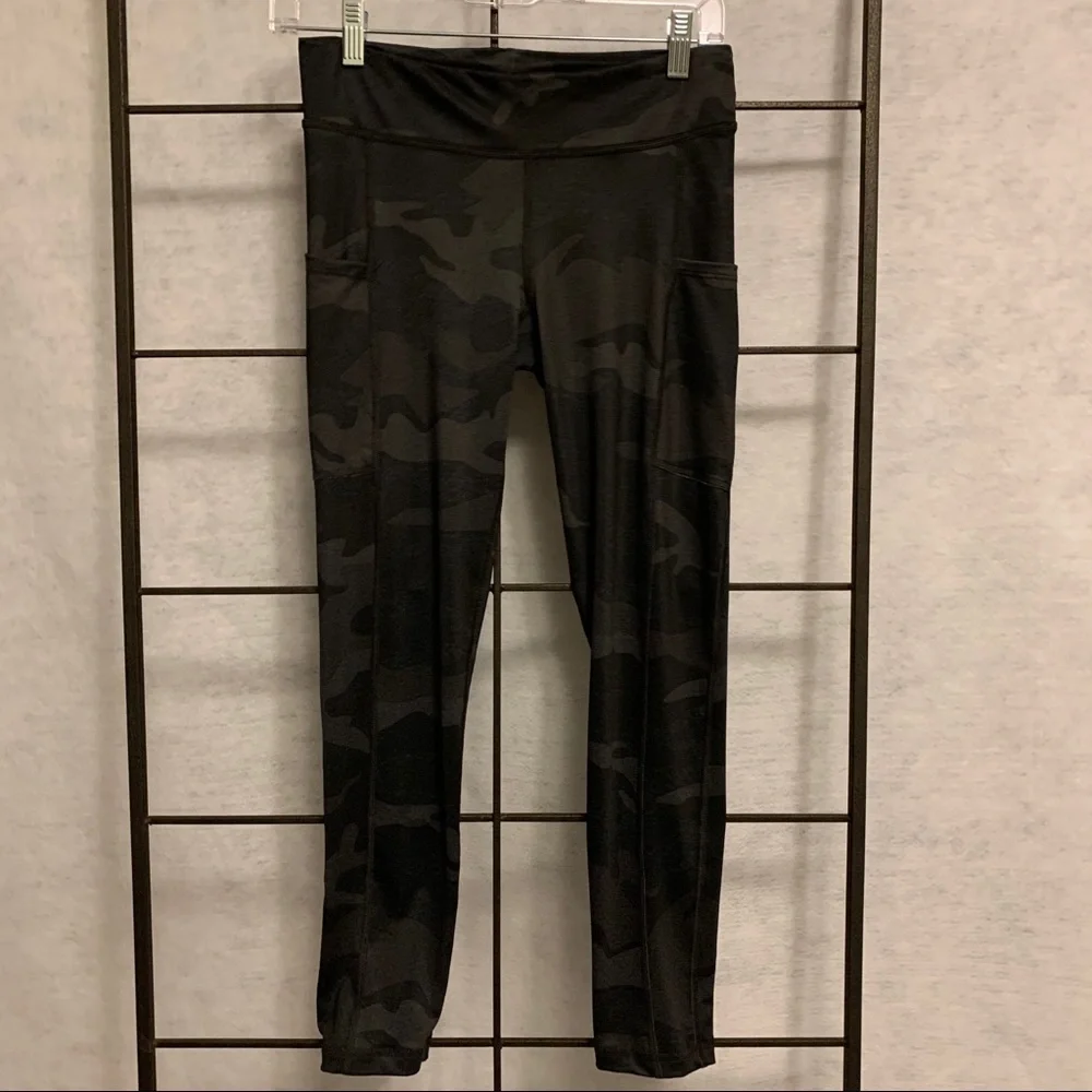 Aeropostale Aero Leggings‎ Women Medium Black Camo with Side Pockets 7921